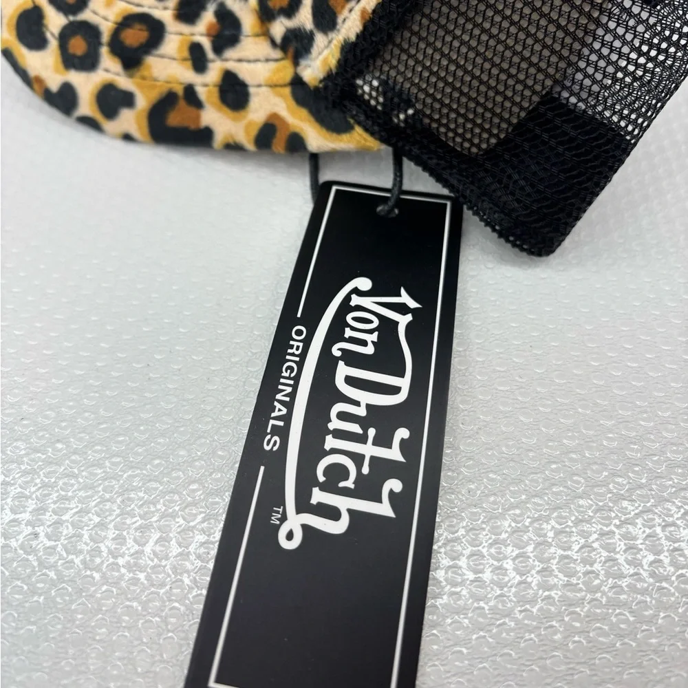 Von Dutch Velvet Leopard Trucker Hat - Picture 6 of 6